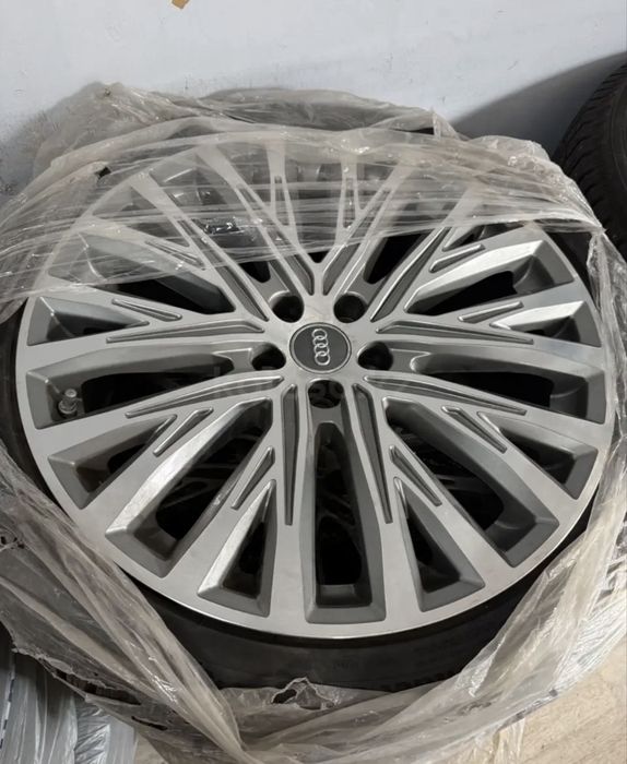 Продам диски ауди (audi) + шины (шипы)