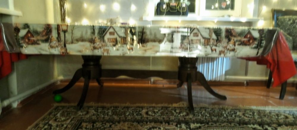 Продам стол и 6 стульев