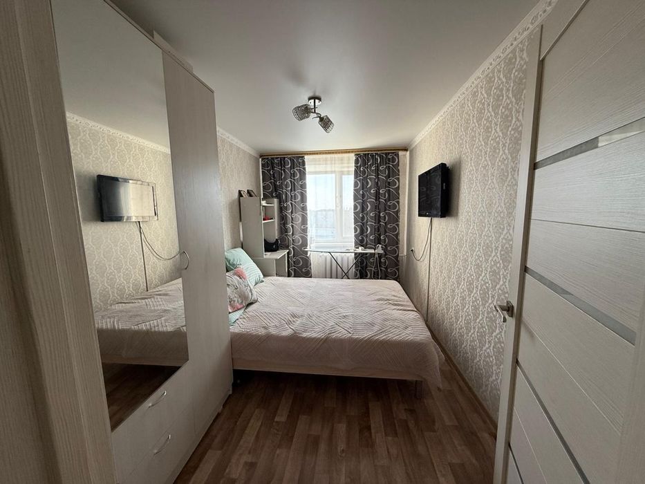 3-х комнатная в 11 мкр.