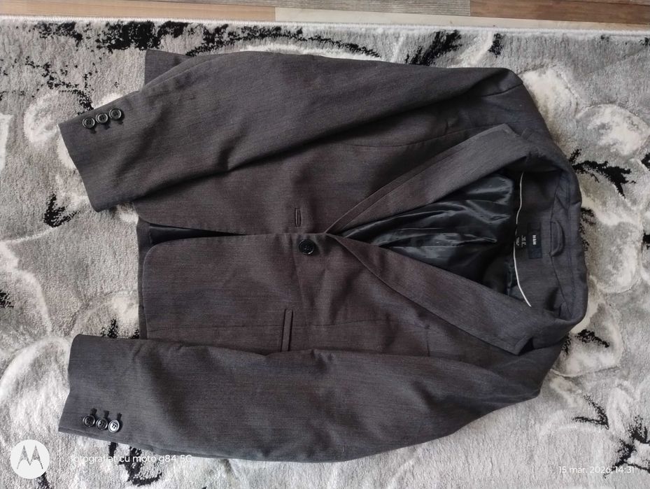 Sacouri femei mar M sau L