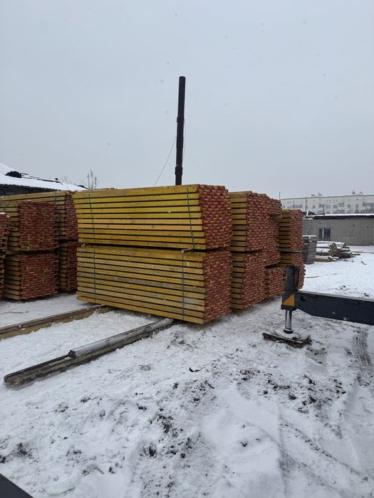 Балки деревянные балка двухтавровая балка желтая брус  новые и буу