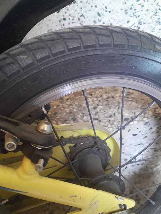 Продавам детски велосипед Byox