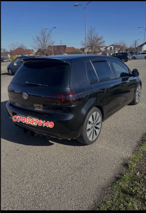 Vand GOLF 6  2010 detalii la telefon