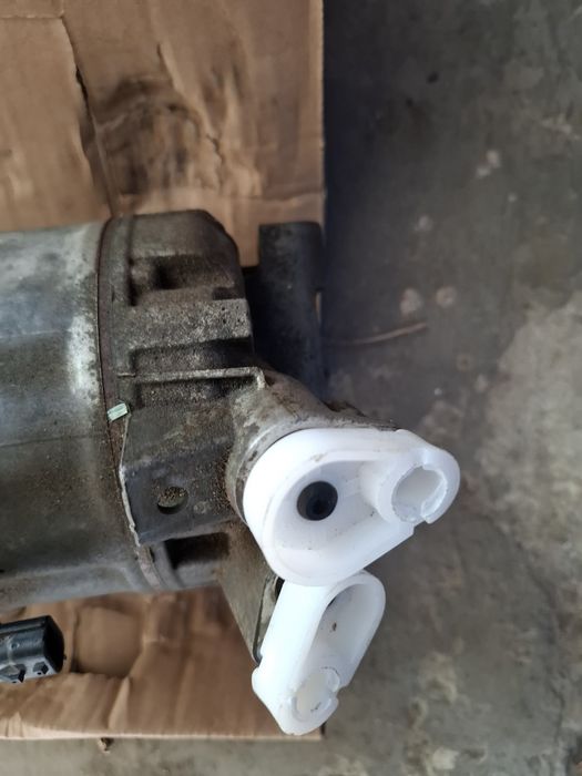 Продам компрессор на лада веста мотор H4M