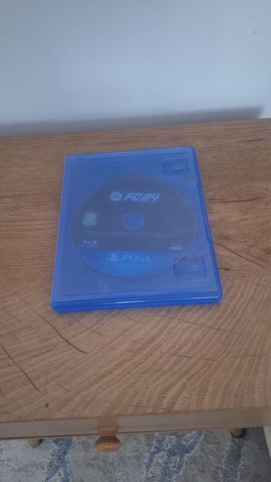 Jocuri PS 4 in stare foarte buna
