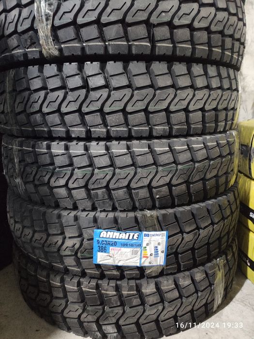 Annaite 9.00R20 kamaz zilga 18sloy zadniy balon