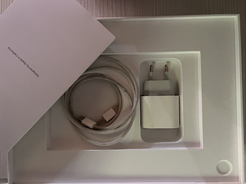 Apple iPad A16/11/2025/128 гб