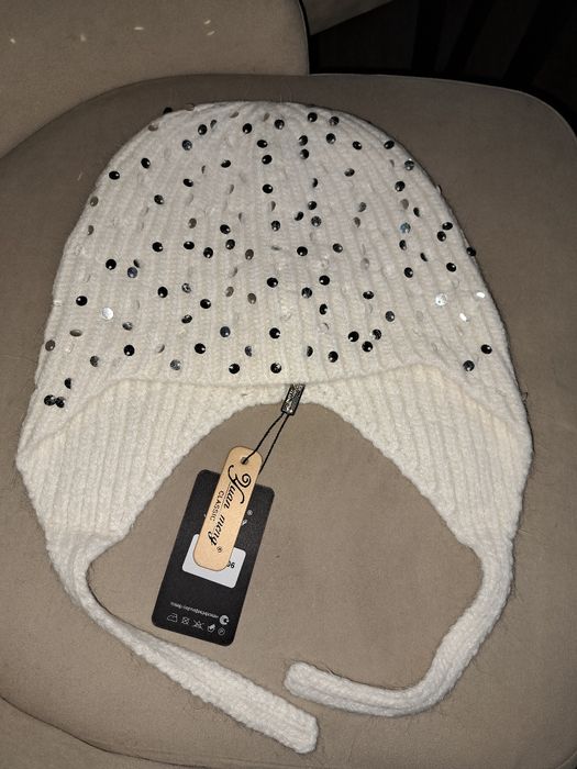 Продам шапочку новую