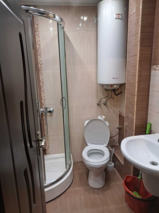 Двустаен апартамент под наем центр