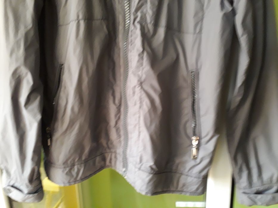 Продава се мъжко яке "МАDОC"