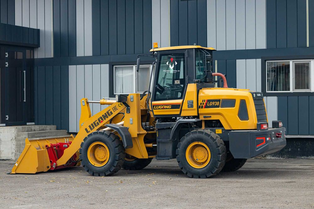 Фронтальный погрузчик LUGONG LG938