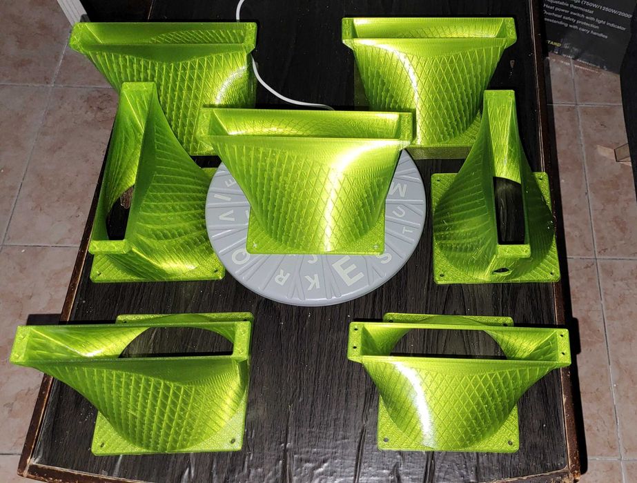 Много качествени кутии за флипер и други неща(бордове)