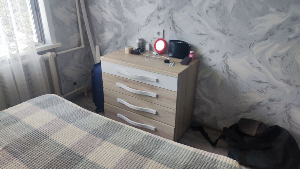 Продам кровать с комодом