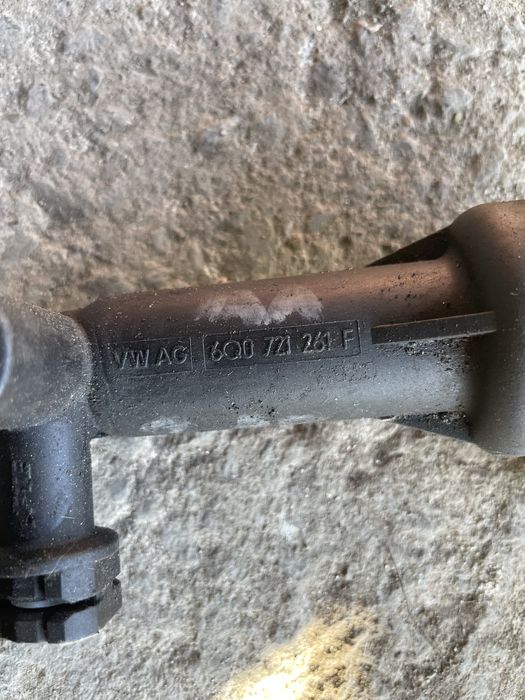 Долна помпа съединител за Голф 5/golf 5 6Q0721261F