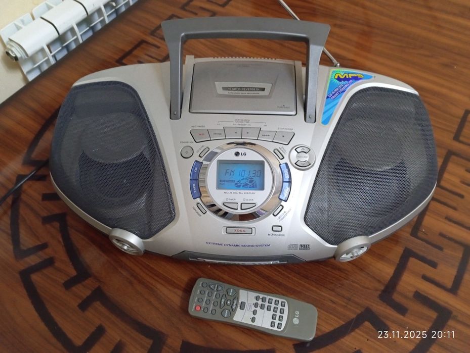 Бумбокс музыкальный центр LG