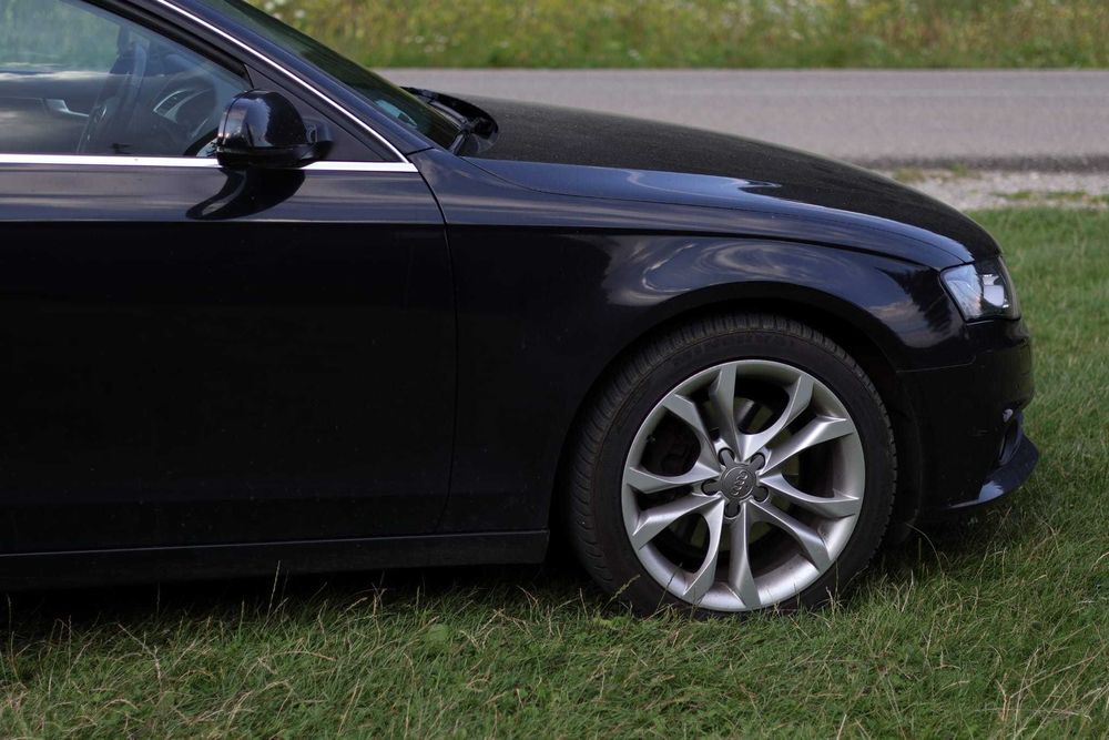 De vanzare Audi A4 B8 2011 2.0 CAGA 143 cai