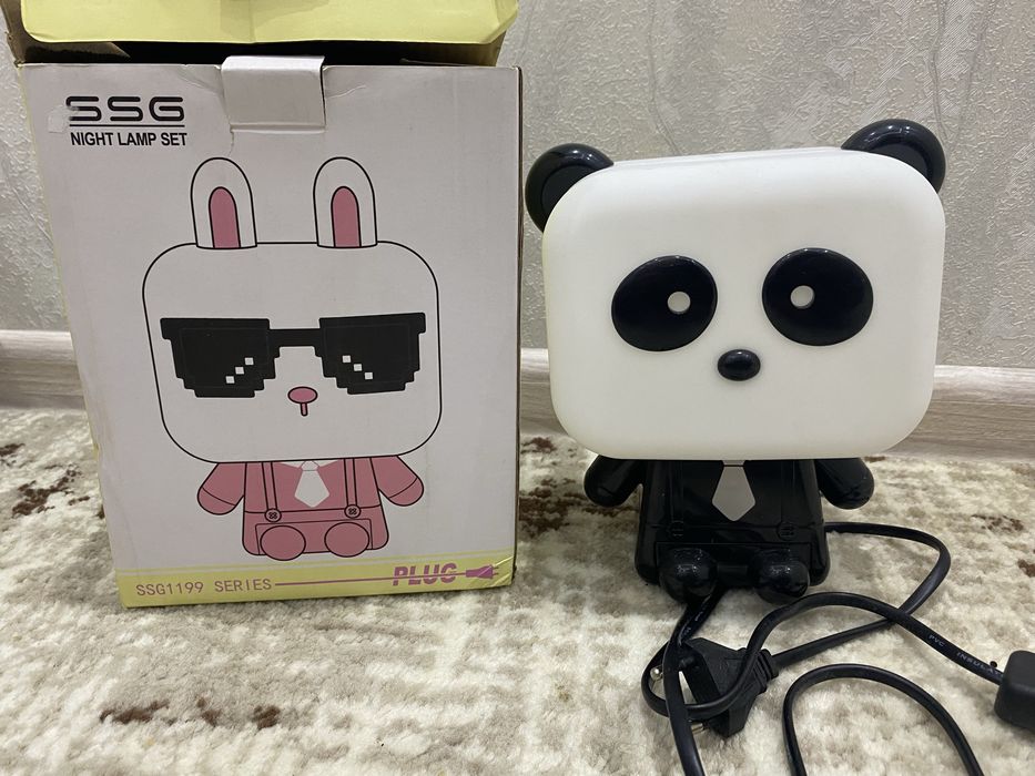Chiroyli va foydali panda tungi lampa,