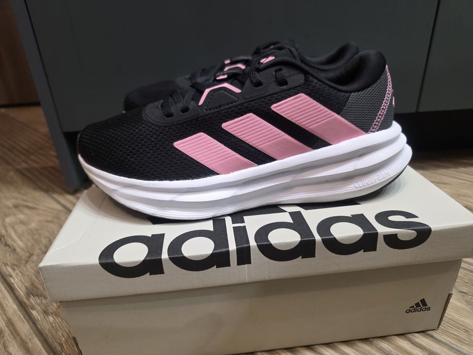 Дамски маратонки ADIDAS