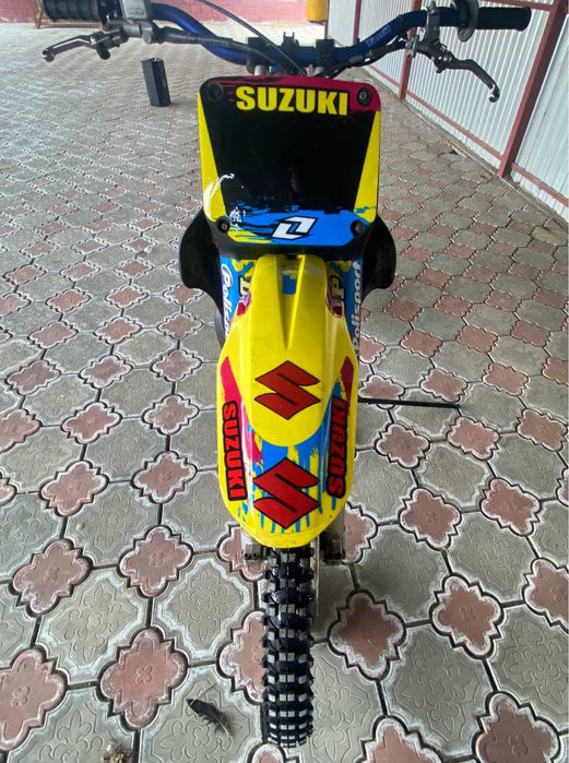 Кроссовый мотоцикл Suzuki RM 250