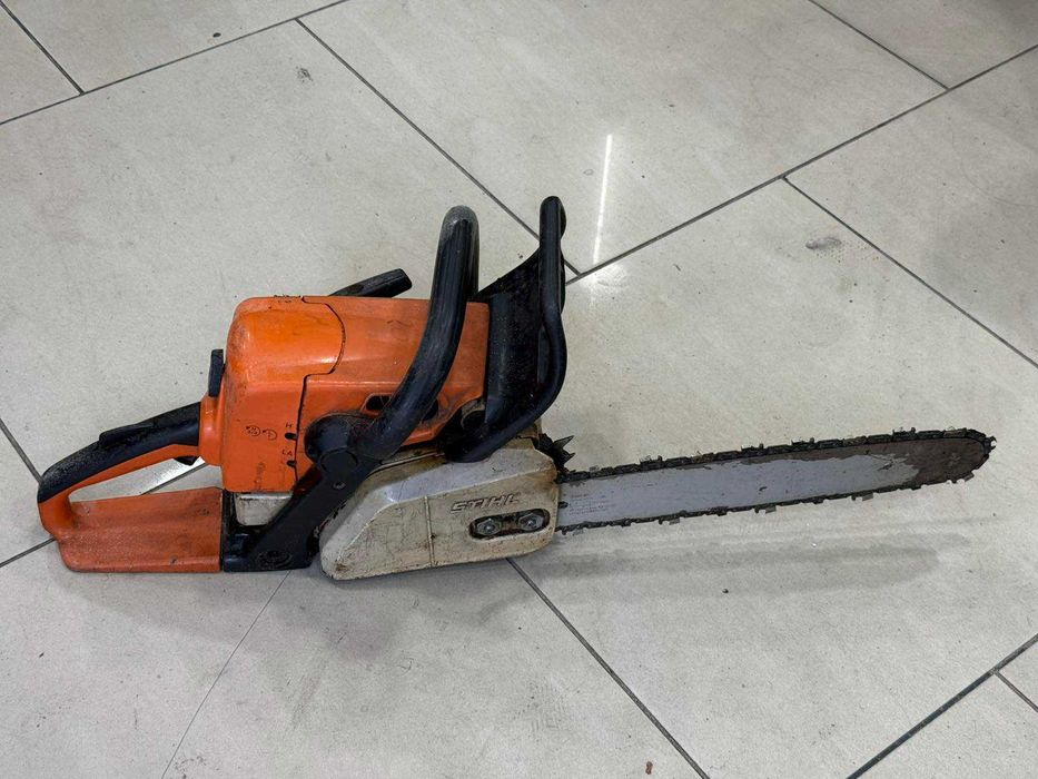 Продава се резачка Shtill 230