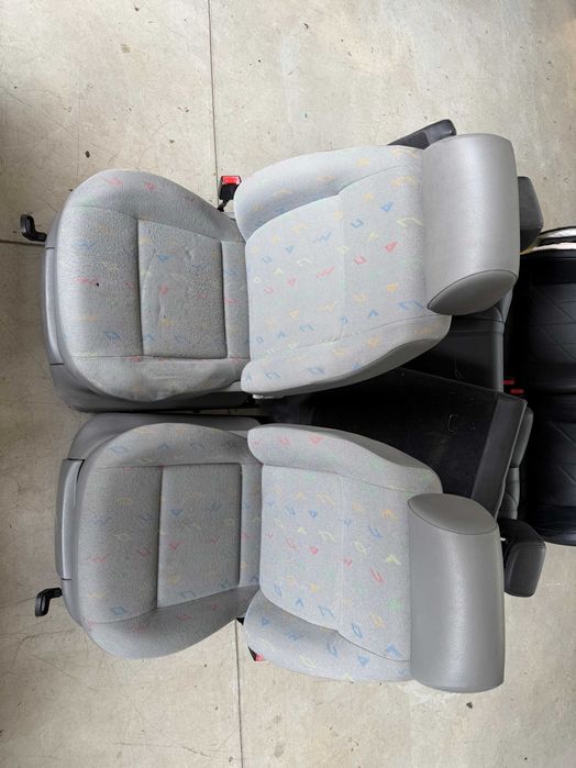 Салон/Седалки за  volkswagen  VW CADI 2005г