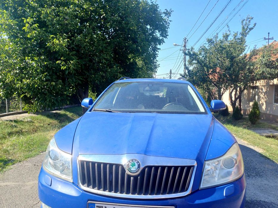 Vând Skoda Octavia