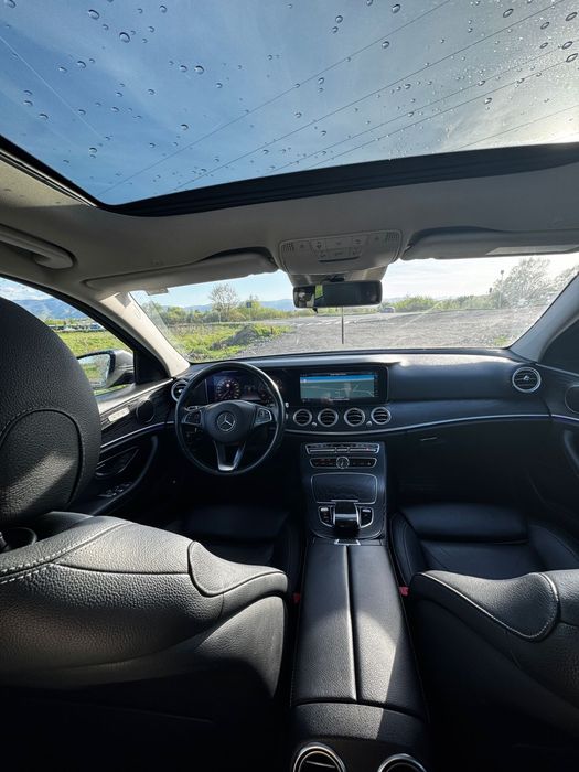 Mercedes E 220 194 HP