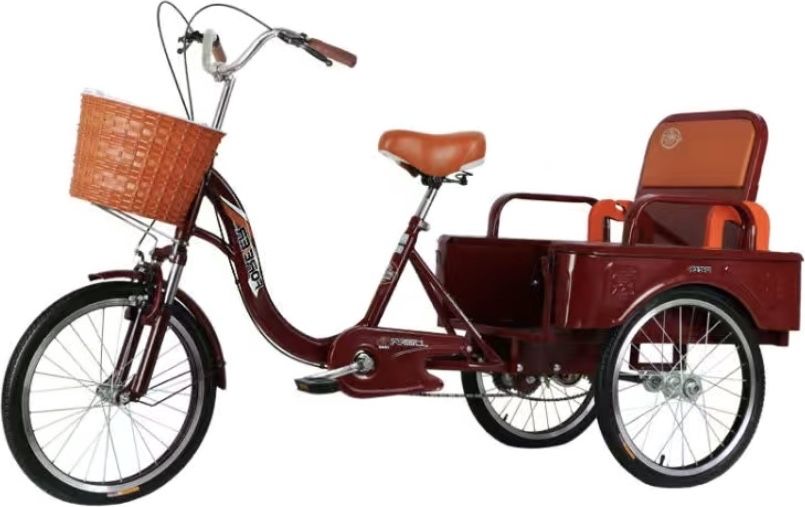 Велосипед с багажником красный