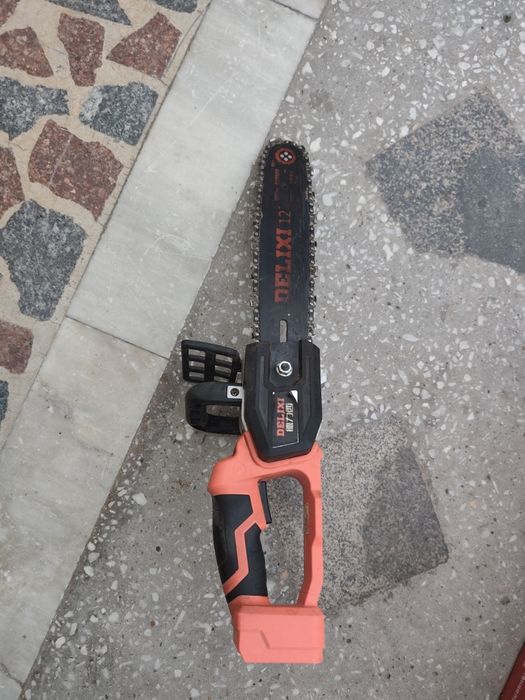 Аккумулятор пила. Delixi