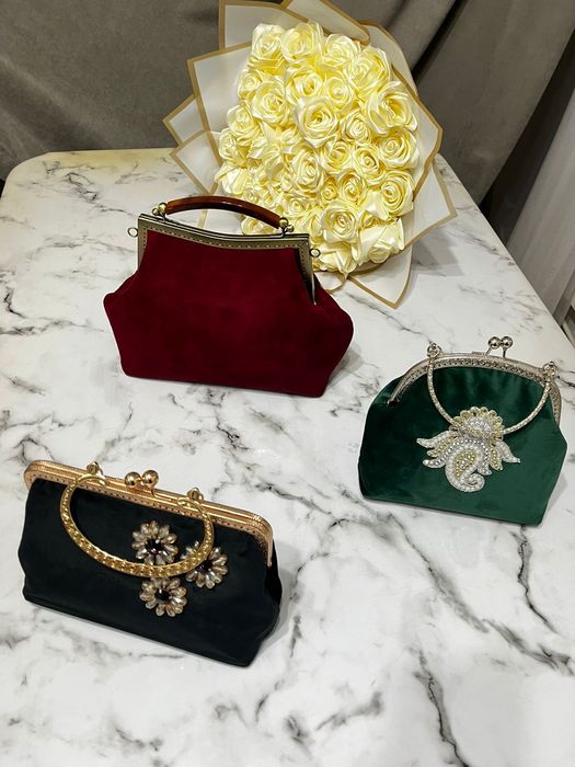 Әдемі Сумочка, Сөмке