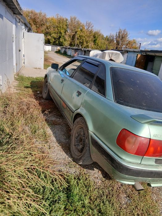 Продам ауди 80 б4