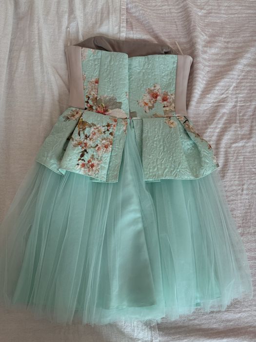 Rochie din tiul marimea S