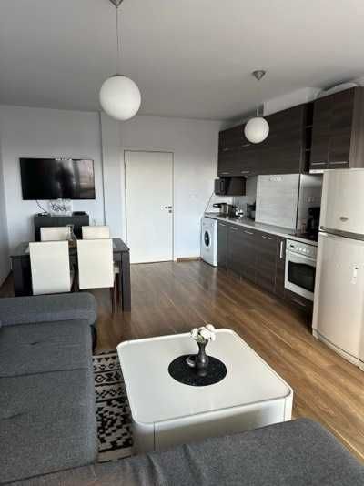 Продава се Тристаен апартамент в Разград, Освобождение - 97 кв.м за 1052 €/кв.м - Снимка #1