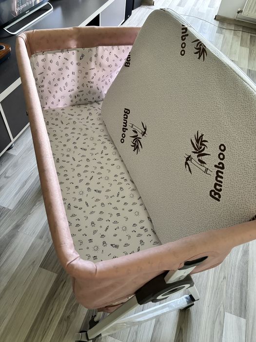 Patut co-sleeper si centru activitati