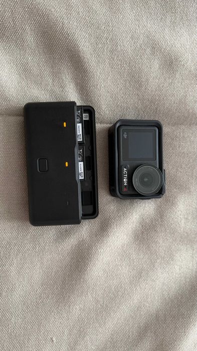 DJI Osmo Action 4 Camera Adventure Combo
