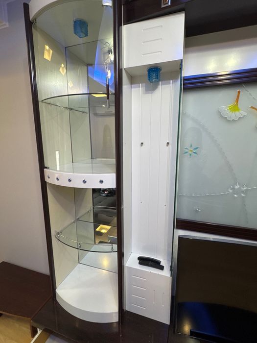 Стенка в гостинную. Самовывоз