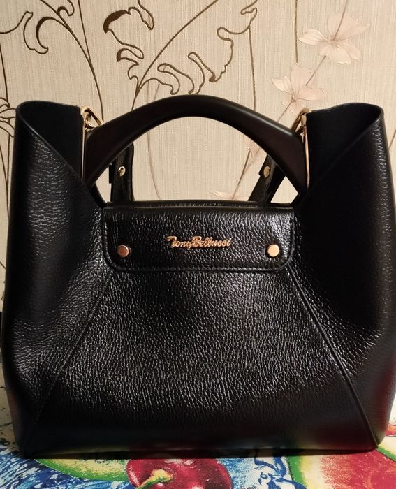 Сумка кожаная Tony Bellucci