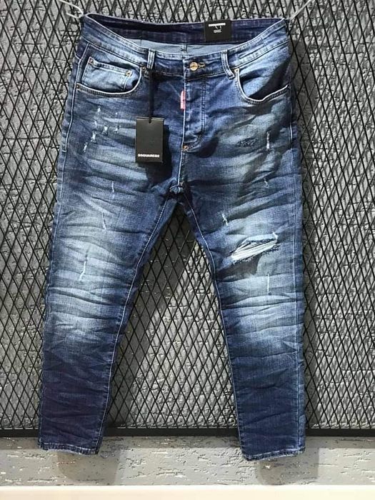 Blugi noi dqiscored material super de calitativ și foarte rezistemt