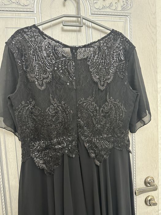 вечерние платья длинный черный