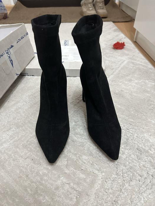 Ботильоны замшевые