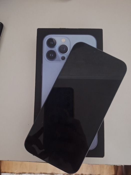 Продаётся айфон 13 про макс 128гб акб 81