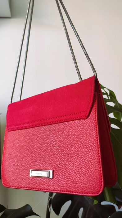Червена дамска чанта Orsay - нова