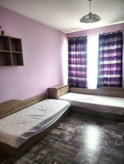 Дава се под наем Многостаен апартамент в Пловдив, Тракия - 150 кв.м за 918 € - Снимка #3