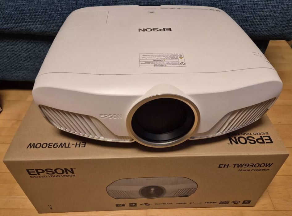 4к UHD проектор Epson EH-TW9300 - 3LCD технология