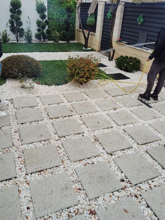 Servicii Profesionale pentru curtea Ta de Vis! 
Transformă-ț