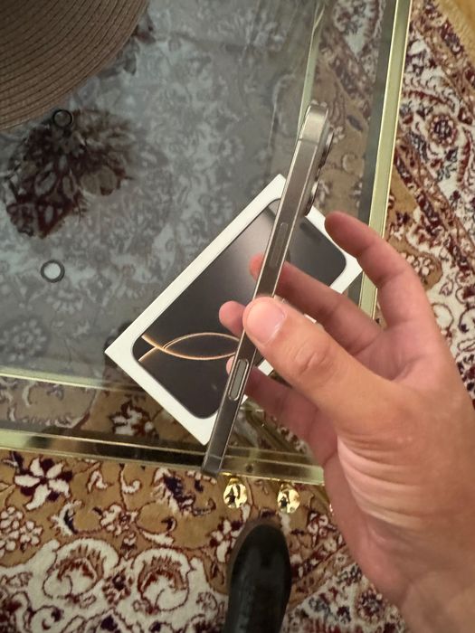 iPhone 16 Pro Max Titan 256 GB