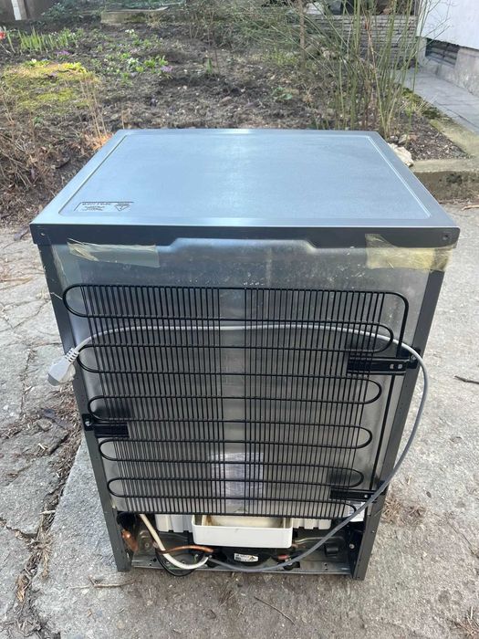 Хладилник BEKO TSE 84.00 см