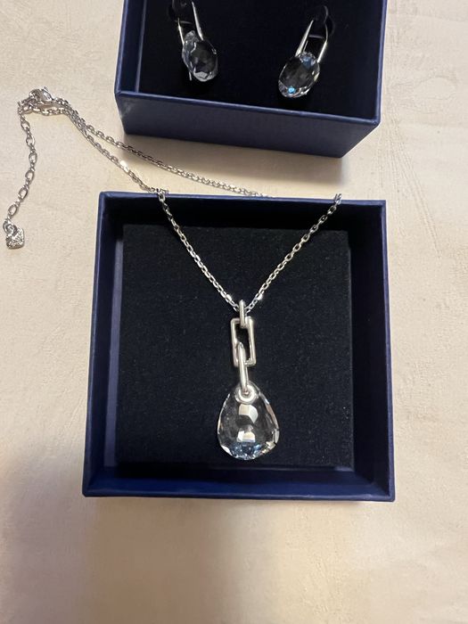 Комплект Swarovski
