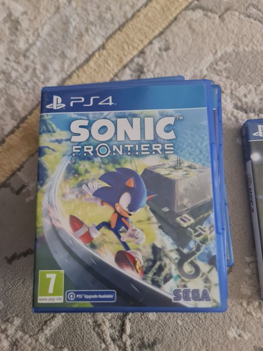Продаю playstation 4 silim