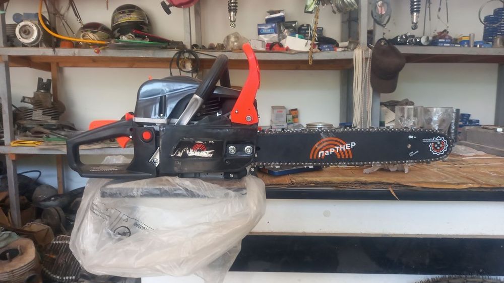 Бензопилу устоси